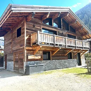 Chalet Le Petit Nicolas, Jacuzzi, Vue Mont Blanc, Chamonix